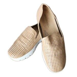 Aerosoles Fly By Night Tan Perforated Slip-On Loafers Women’s 8M Comfort Casual